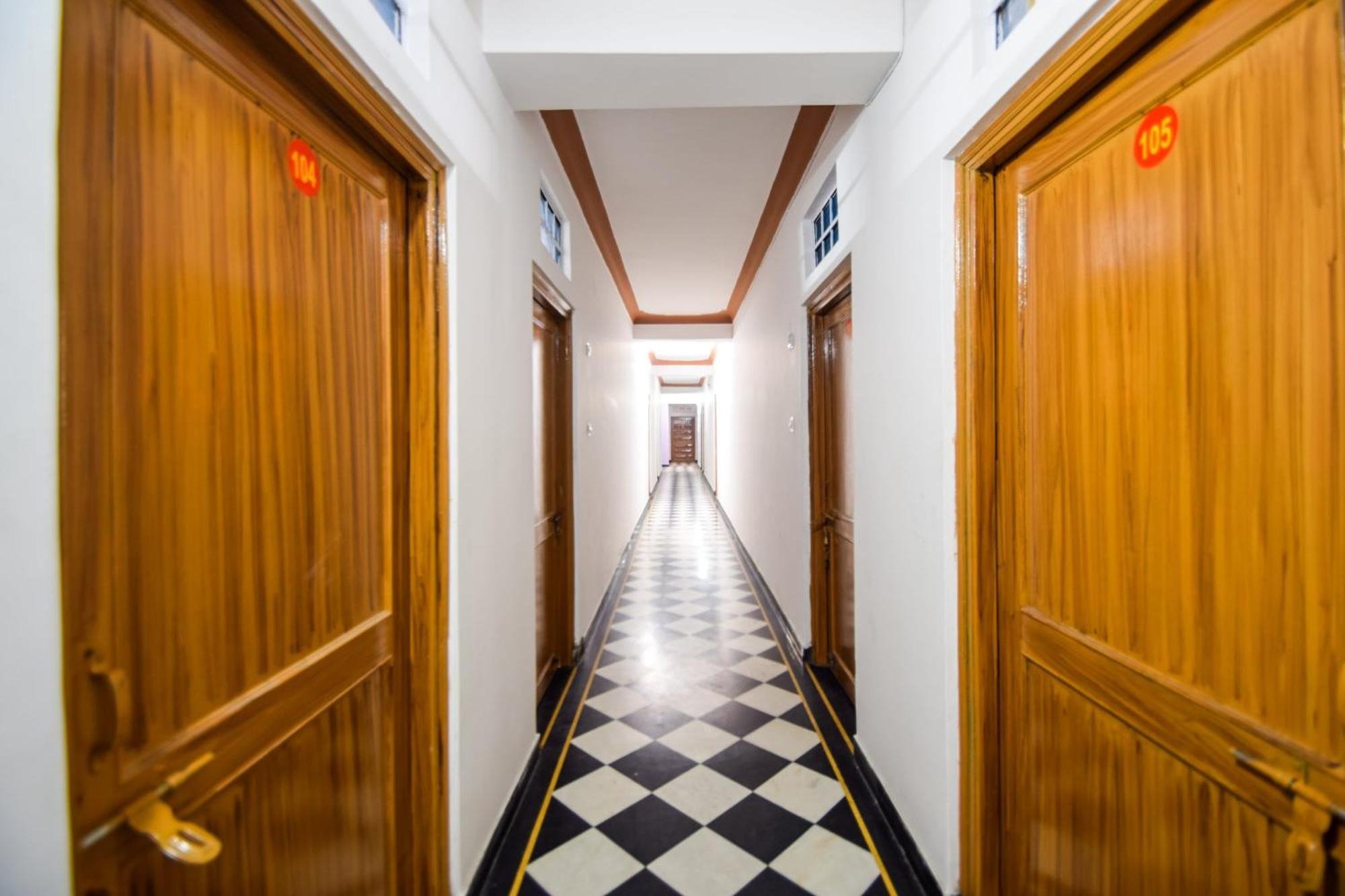 OYO 28795 Hotel Vip Udaipur Exterior foto